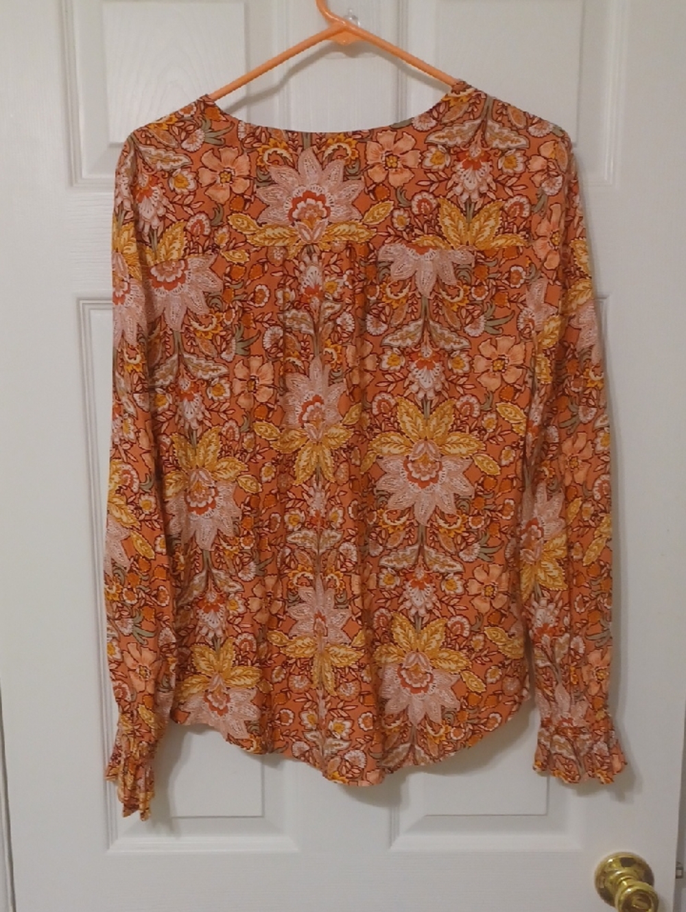 LOFT Sz M, (Runs Big) Salmon & Green, Floral Button-Front Long Ruffle Sleeve Top - Picture 6 of 10
